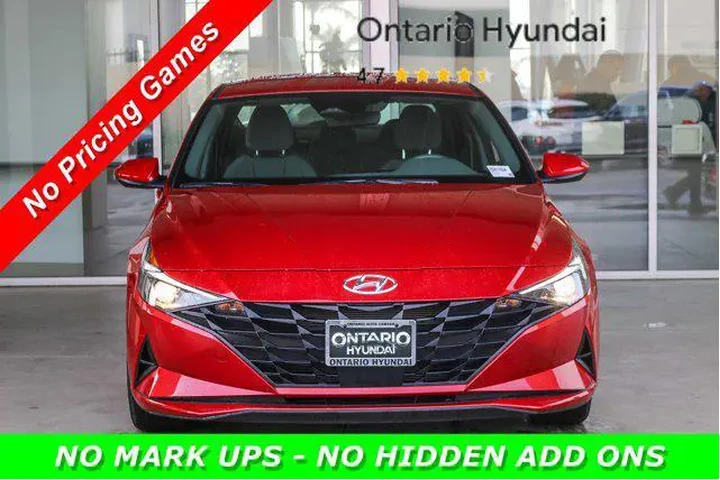 $19822 : Hyundai ELANTRA 2023 SEL 4dr image 3