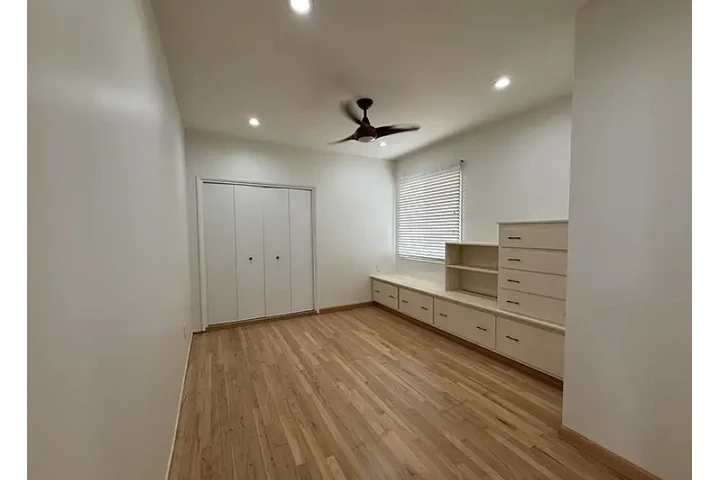 $2900 : Step into this beautifully upd image 1