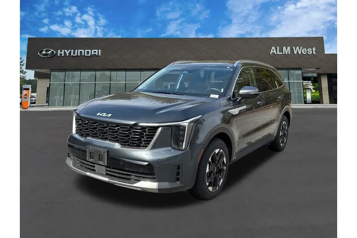 $23920 : Kia Sorento 2024 S 4dr SUV image 1