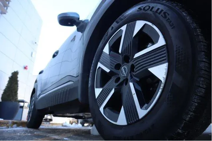 $21540 : Nissan Kicks 2025 AWD SV 4dr image 8