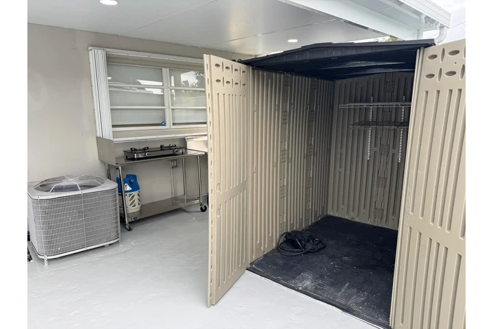 $2400 : 2 Bedroom, 1 Bathroom House image 8