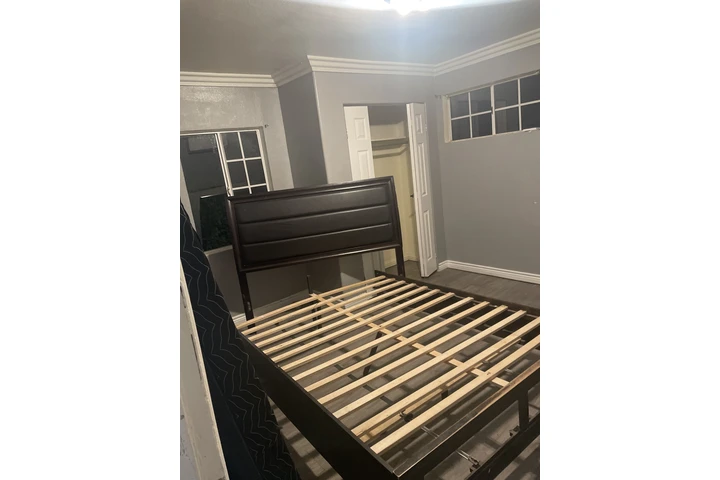$1200 : Recamara image 1