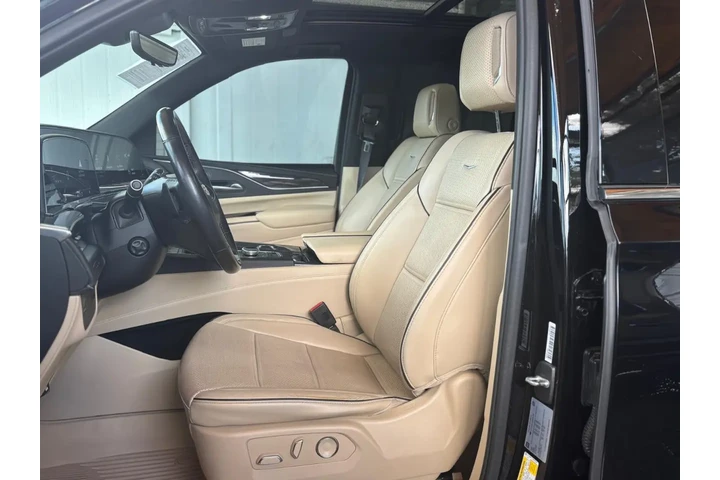 2021 Escalade 4WD Premium Lux image 7