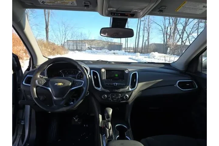 $22000 : Chevrolet Equinox 2022 4x4 L image 10