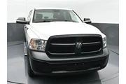 $28594 : Ram 1500 Classic 2021 4x4 Tr thumbnail