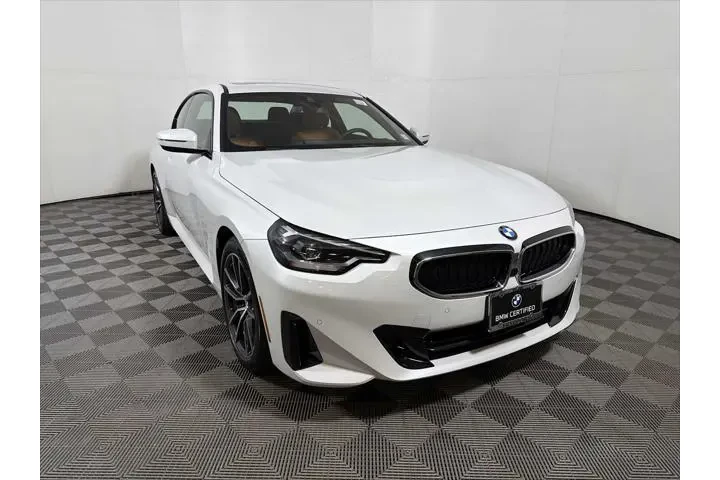 $39943 : BMW 2 Series 2024 AWD 230i x image 2