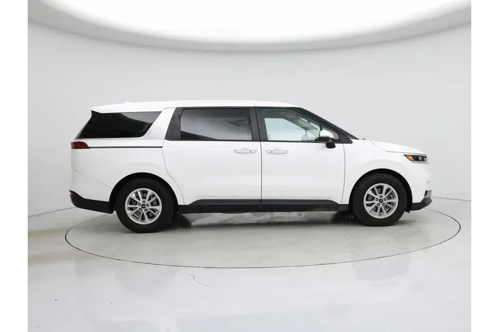 $33998 : Kia Carnival 2023 LX 4dr Min image 7