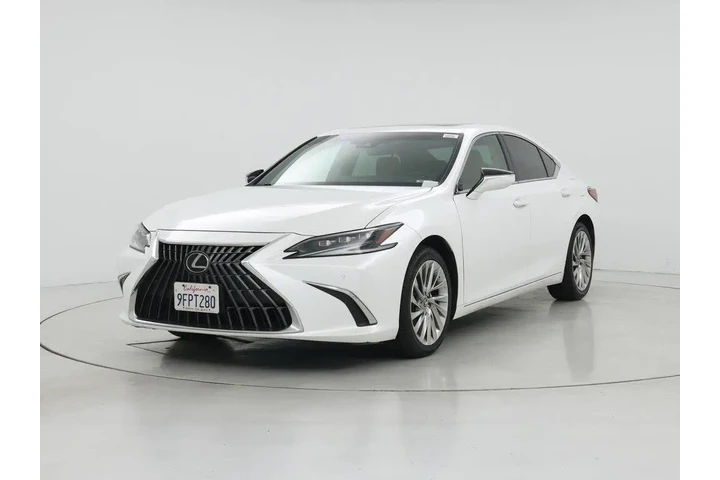 $31998 : Lexus ES 300h 2023 Luxury 4d image 4