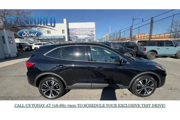 $24998 : Ford Escape 2022 AWD SEL 4dr image 3