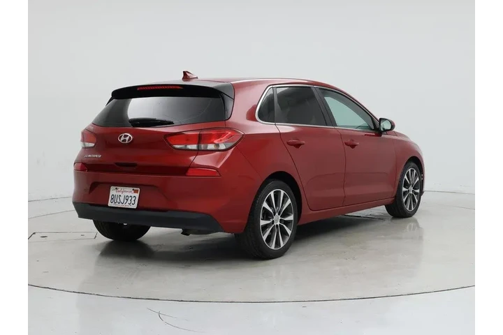 $13998 : Hyundai ELANTRA GT 2019 4dr image 8