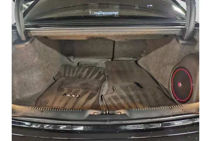 $16495 : Chrysler 300 2016 S 4dr Seda image 6