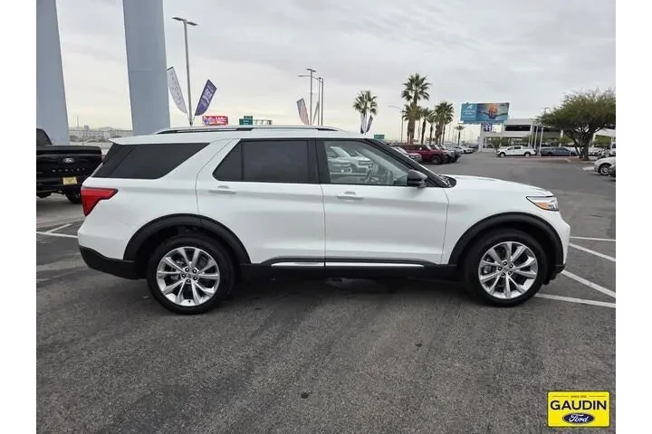 $37710 : Ford Explorer Hybrid 2022 AW image 8