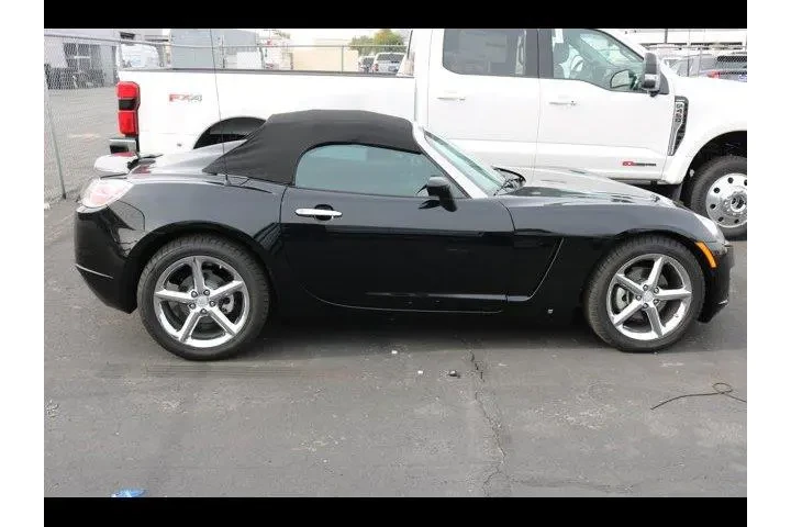 $16465 : Saturn SKY 2008 Base 2dr Con image 5