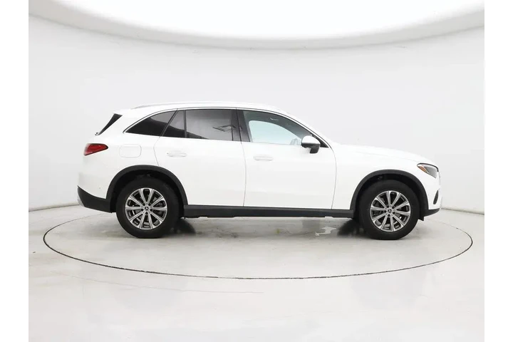 $38998 : Mercedes-Benz GLC 2024 GLC 3 image 7