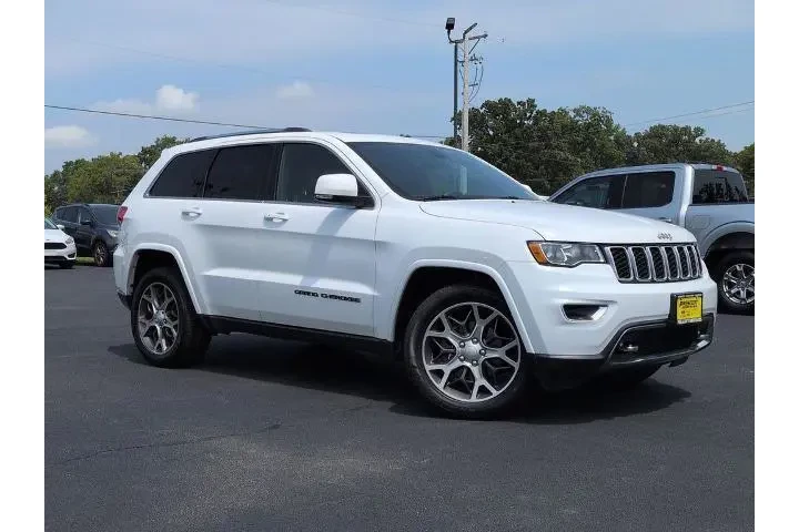 $18550 : Jeep Grand Cherokee 2018 4x4 image 1