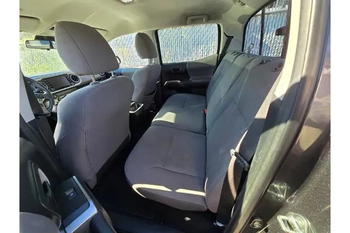 $25300 : Toyota Tacoma 2020 4x2 SR5 4 image 8