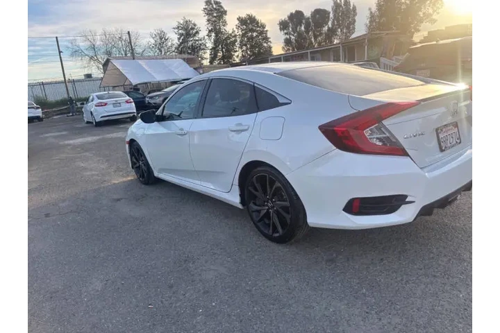 $14999 : 2019 Civic Sport image 6