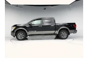 $32998 : Nissan Titan 2018 4x4 Platin thumbnail