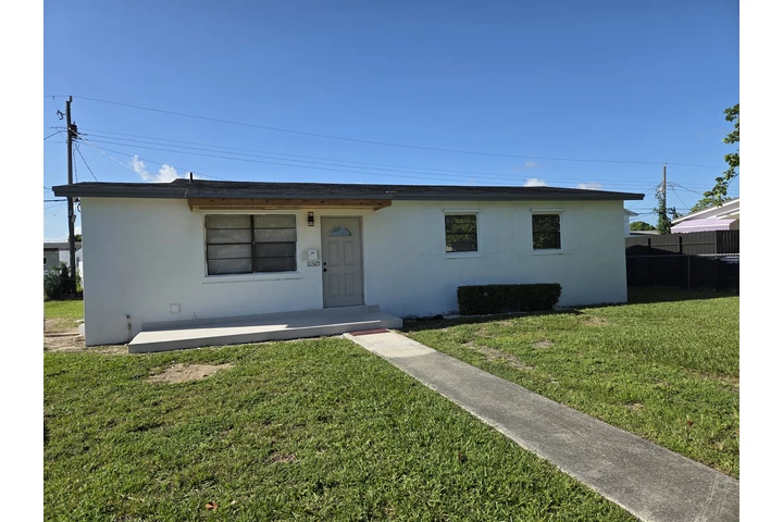 $3500 : Casa image 2