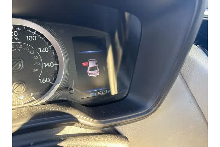 $18855 : Toyota Corolla 2020 LE 4dr S image 8