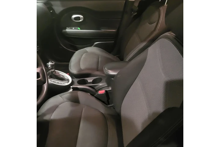 $5000 : 2017 Kia Soul image 7