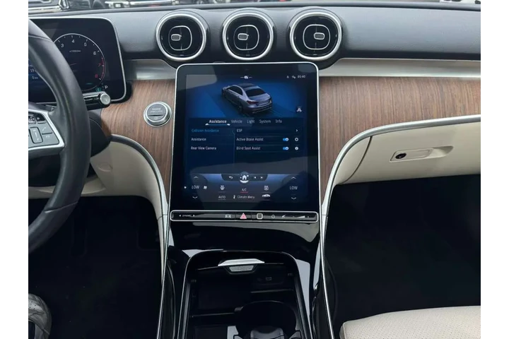 2023 Mercedes-Benz C-Class C3 image 8