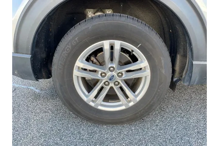 $31000 : Ford Explorer 2023 AWD XLT 4 image 10