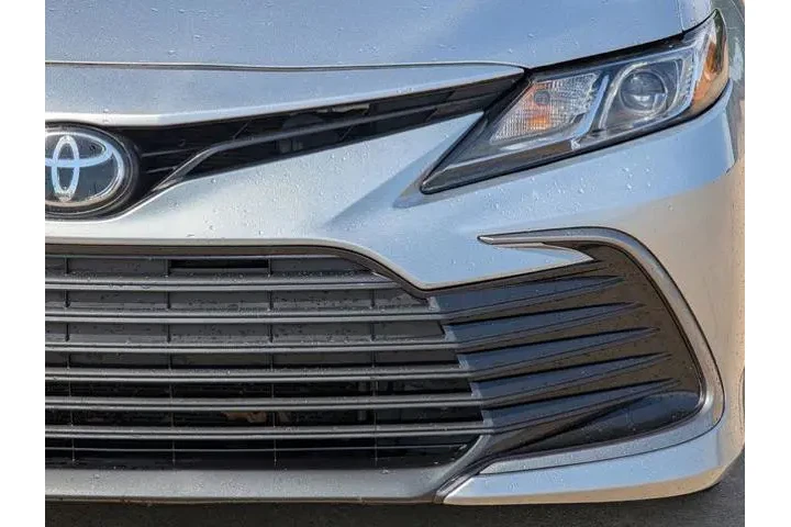 $19749 : Toyota Camry 2021 LE 4dr Sed image 9