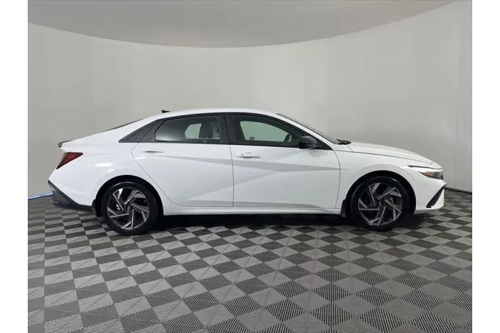 $21905 : Hyundai ELANTRA 2025 SEL Spo image 7