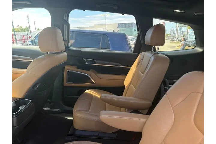 $29991 : Kia Telluride 2022 SX 4dr SU image 7