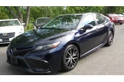 2022 Camry SE en Albany