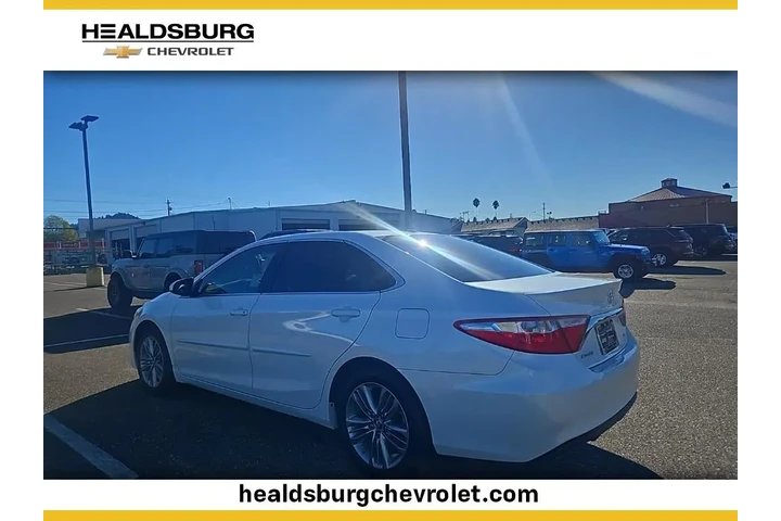 $13663 : Toyota Camry 2015 SE 4dr Sed image 3