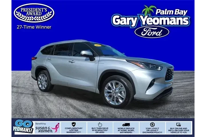 $32799 : Toyota Highlander 2023 L 4dr image 1