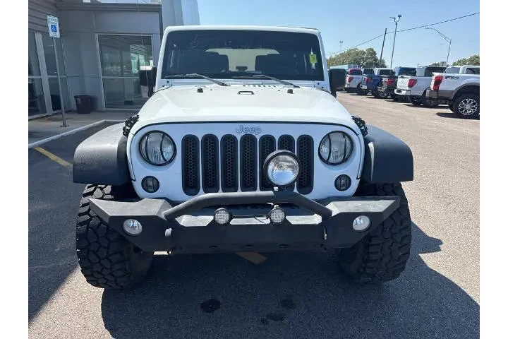 $14799 : Jeep Wrangler 2014 4x4 Sport image 2