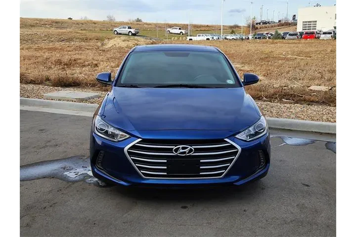 $11800 : Hyundai ELANTRA 2018 Value E image 6