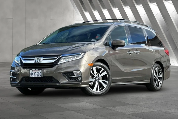 $28000 : Honda Odyssey 2019 Elite 4dr image 2