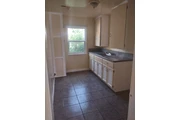$1400 : Single Apt thumbnail