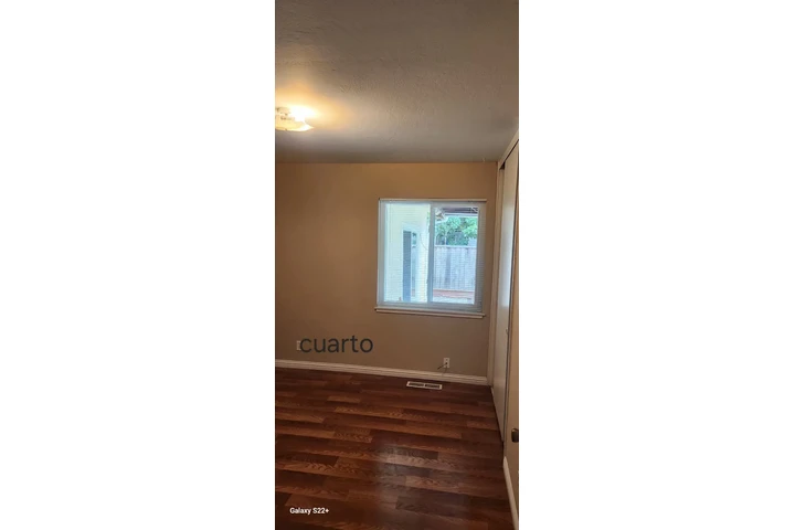 $900 : Se renta cuarto image 5