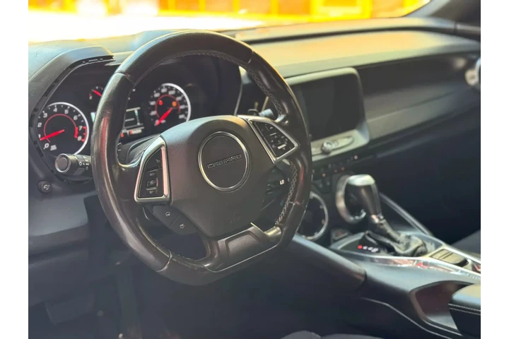 $11990 : 2016 CHEVROLET CAMARO image 6
