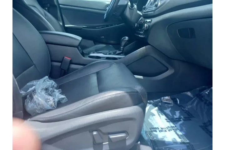 $13000 : 2018 Tucson Limited image 3