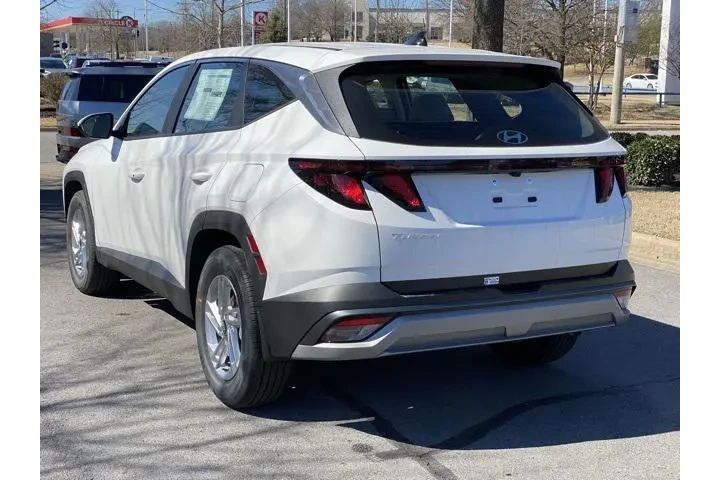 $27700 : Hyundai TUCSON 2025 SE 4dr S image 5