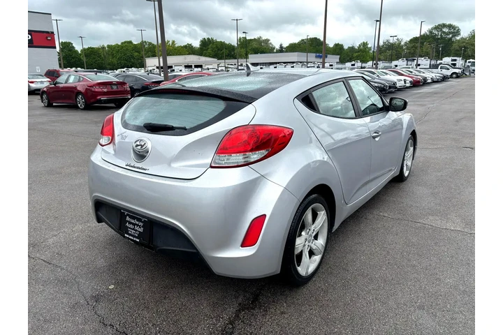 $5780 : 2014 Veloster 3dr Cpe Auto w/ image 2