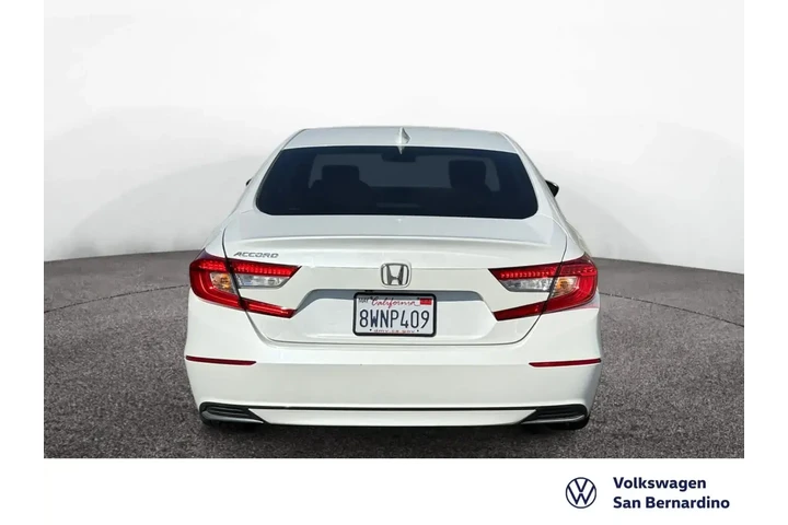 $25985 : Honda Accord 2021 LX 4dr Sed image 4