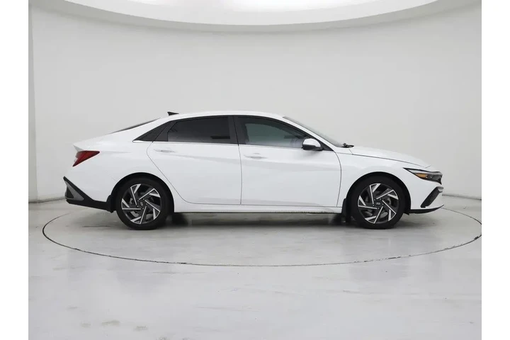 $23998 : Hyundai ELANTRA Hybrid 2025 image 7