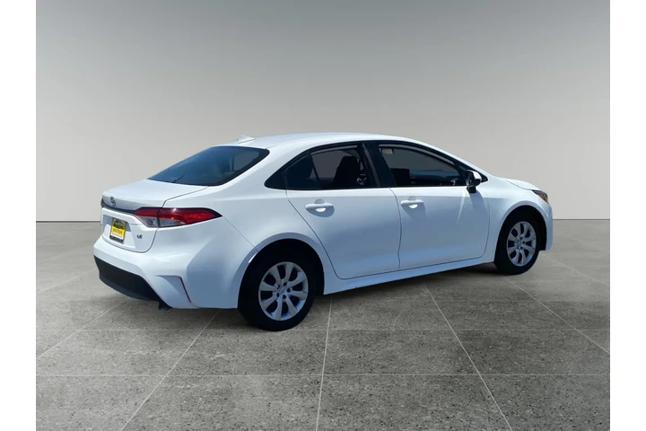 $22770 : Toyota Corolla 2023 LE 4dr S image 5