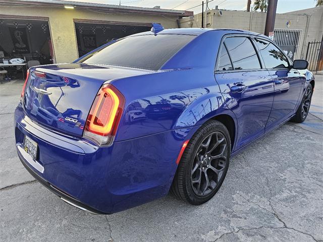 $12995 : 2019 300 S V6 RWD image 4