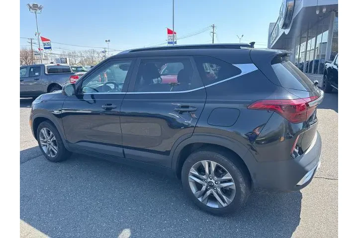 $17995 : Kia Seltos 2021 AWD S 4dr SU image 9