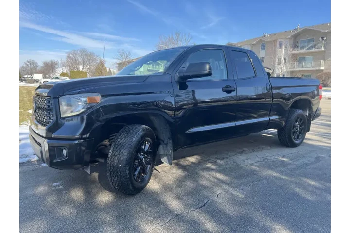 $28997 : 2019 Tundra SR image 8