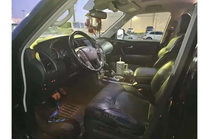 $16750 : Nissan Armada 2019 4x2 SV 4d image 3