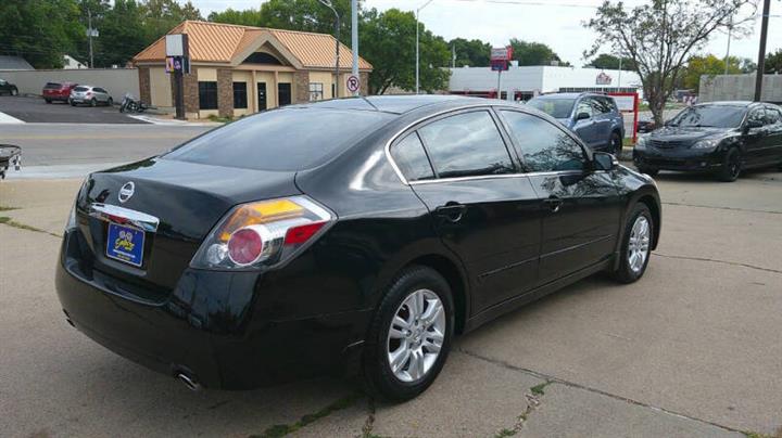 $7999 : 2010 Altima 2.5 SL image 6